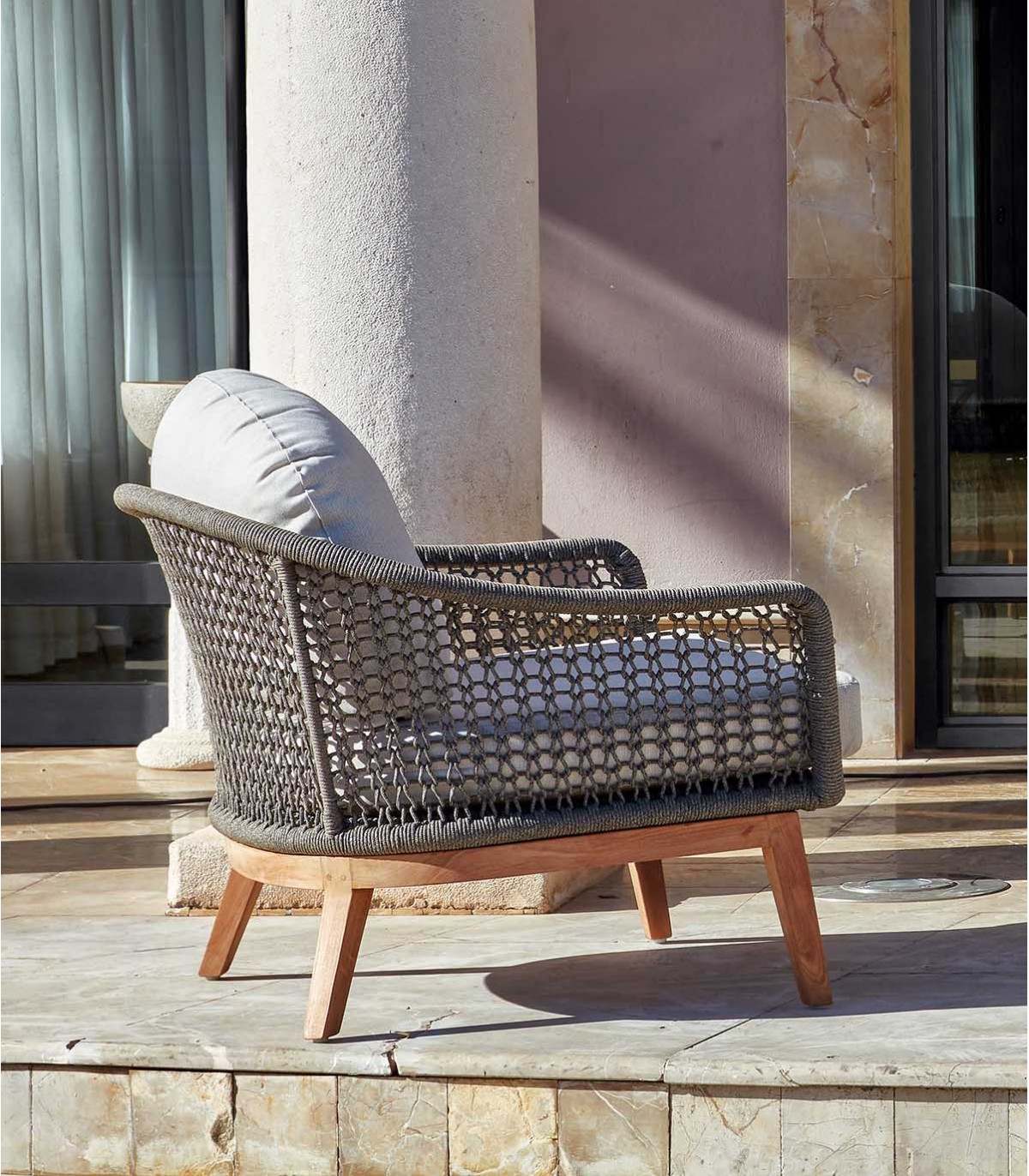 Silla de comedor para terraza en madera de teca y cuerda Colección ORSINI