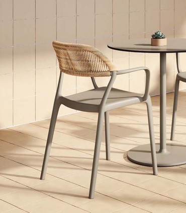 Sillón de resina para interior/exterior MODENA Taupe