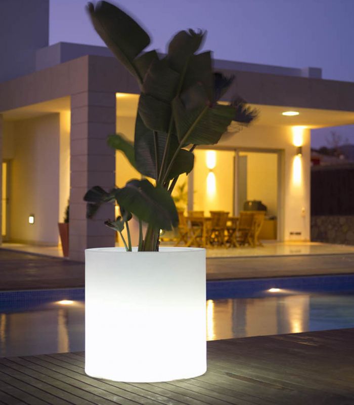 Maceteros grandes para exterior CILINDRO Vondom
