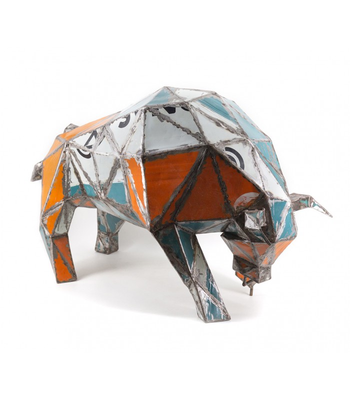 Escultura de Toro Geométrico de Hierro